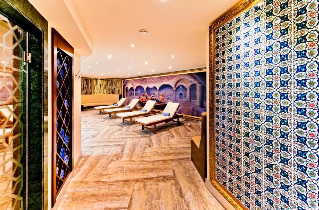 Merit Park Hotel Casino and SPA